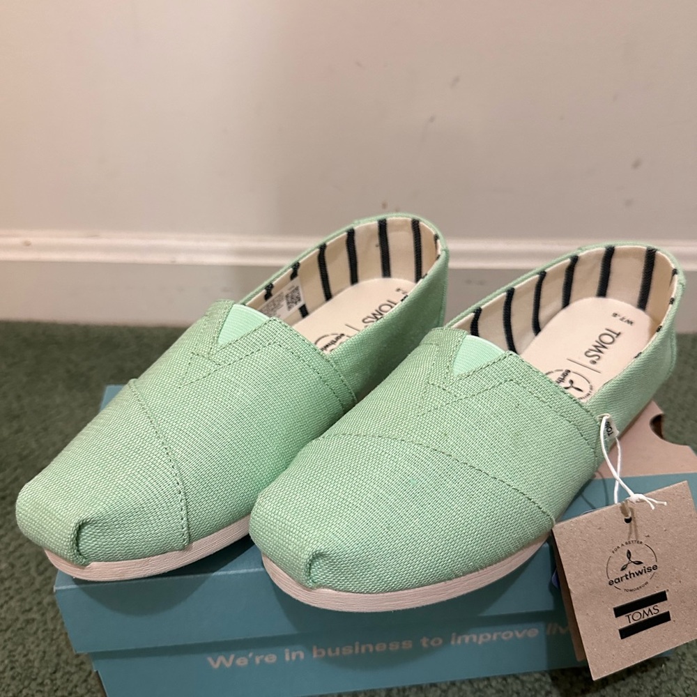 TOMS Alpargata Heritage Canvas women *price is Firm*